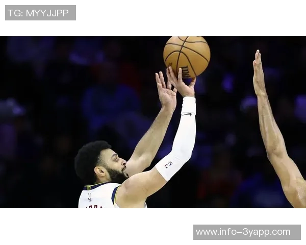 穆雷半场火力全开14投9中三分命中率高达50砍下23分助球队争胜